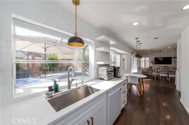 Photo - 5621 Rostrata Ave