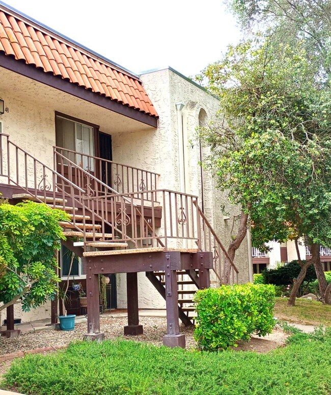 Photo - 6878 Navajo Rd