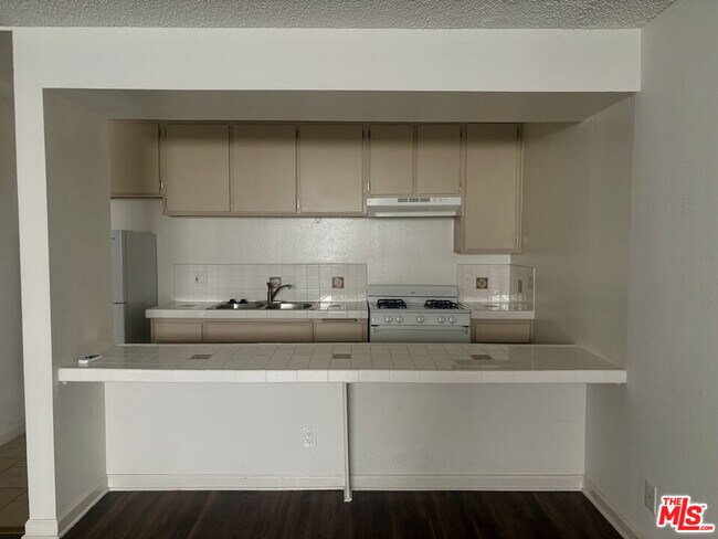 Photo - 5418 Hermitage Ave Unit 103