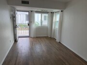 Photo - 4566 Muir Ave