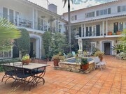 courtyard - 10806 Lindbrook Dr Townhome