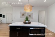 Photo - 1050 S Plymouth Blvd House