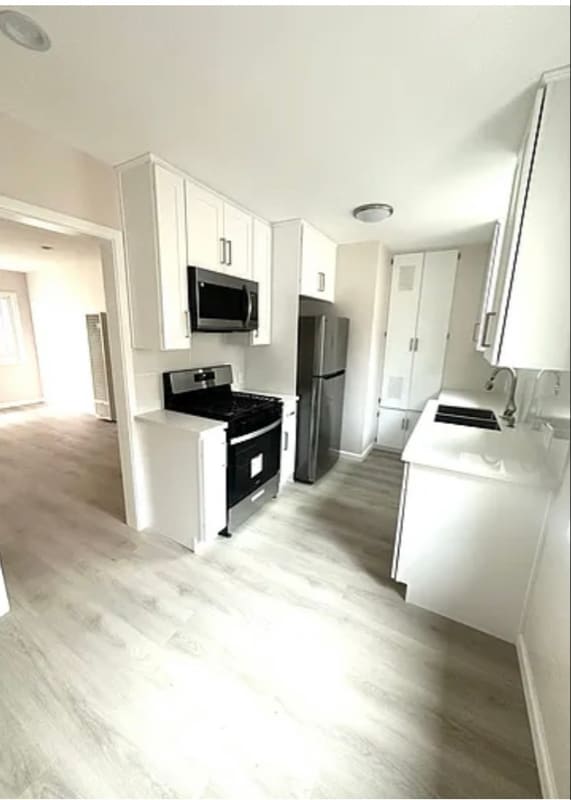 Photo - 325 E Verdugo Ave Unit A