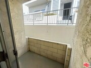 Photo - 1323 S Carmelina Ave Unit 104