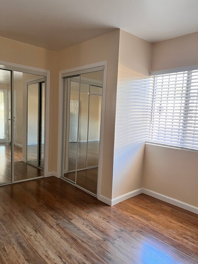 Building Photo - 1404 Dawley Ave Unit Remodeled ADU