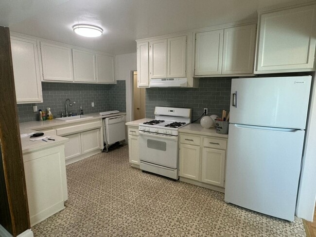 Photo - Charming La Mirada Home on a Quiet Tree-Lined Street – Spacious 3 Bedroom!