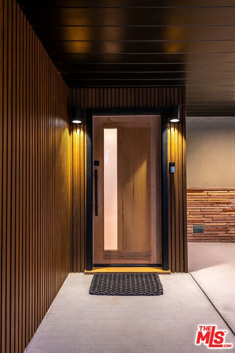 Photo - 13542 Valleyheart Dr N