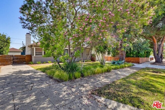 Photo - 3014 Sagamore Way