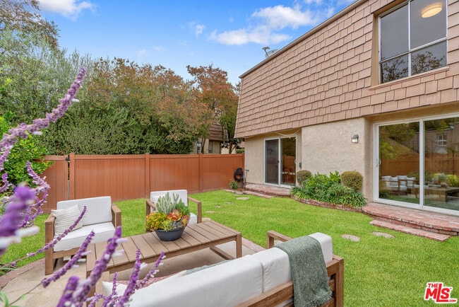 Photo - 4032 Yankee Dr