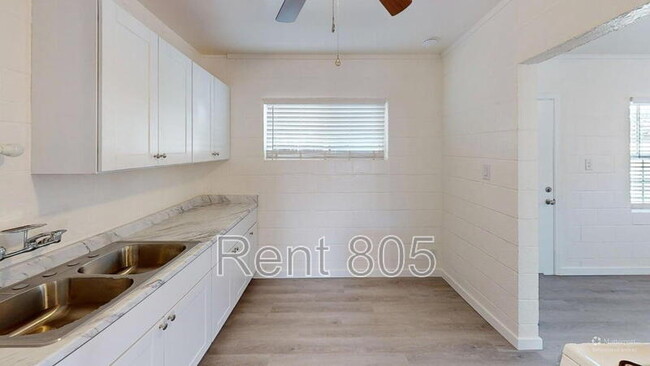 Photo - Unit A 232 South Palm Avenue