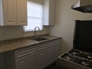 Photo - 1718 Huntington Dr