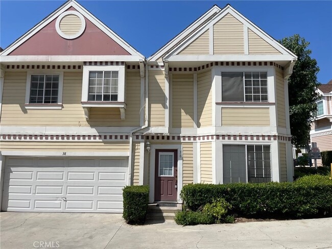 Photo - 13750 Hubbard St Townhome