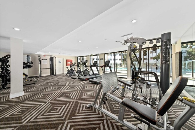 Photo - Summerview Beach Resort Luxury Apartments