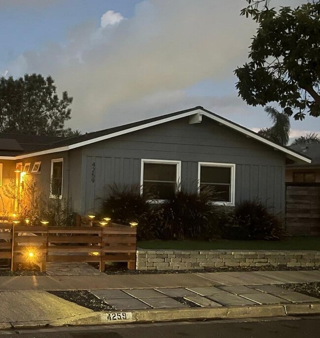 Photo - 3 Bedrooms 2 baths house fully remodeled.