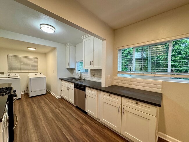 Photo - 15105 Nurmi St Unit 15105 A Nurmi St