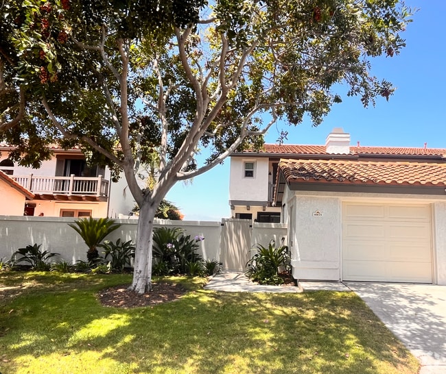 Building Photo - 6813 Briarwood Dr Rental