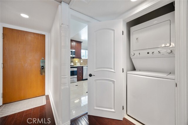 Photo - 9330 Clifton Wy