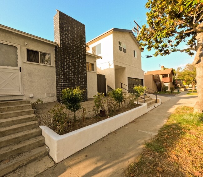 Building Photo - 4904 Coke Ave