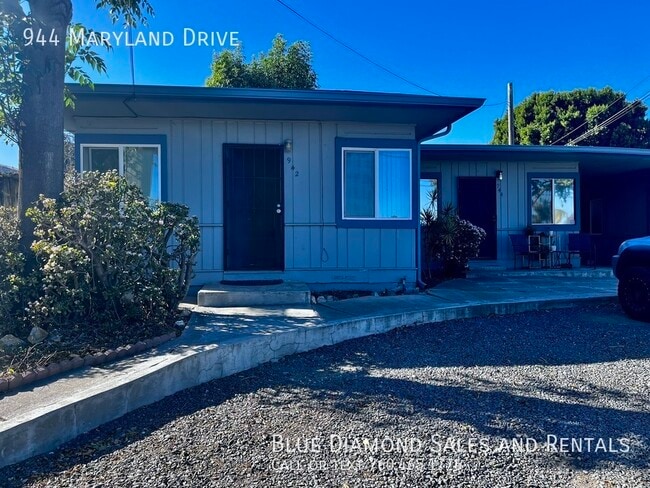 Photo - 944 Maryland Dr House