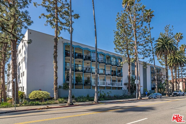 Photo - 7560 Hollywood Blvd Condo Unit 108