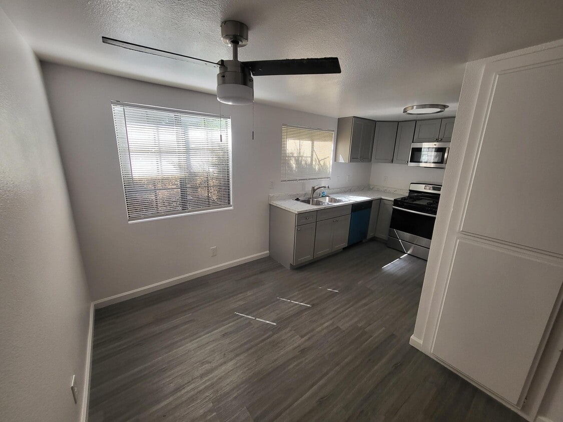 Floor Plan - Two Bedroom