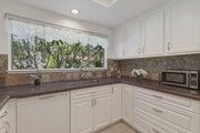 Photo - 2022 Via Mariposa E Unit B