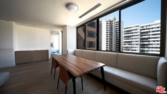 Photo - 10430 Wilshire Blvd Unit 603
