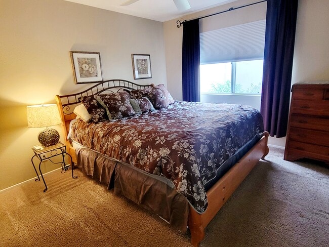 Tenant bedroom - 59 Hawaii Dr