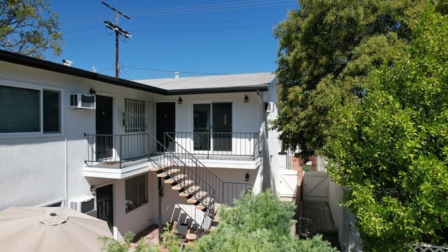 Building Photo - 4230 Gentry Ave Unit C Rental