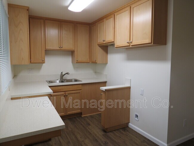 Photo - 4545 Upland St