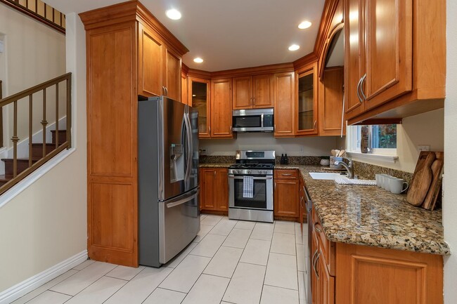 Photo - 3689 S La Cienega Blvd