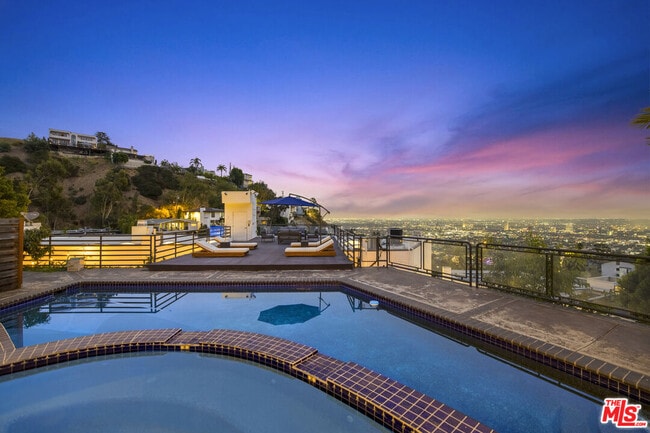 Photo - 8507 Franklin Ave