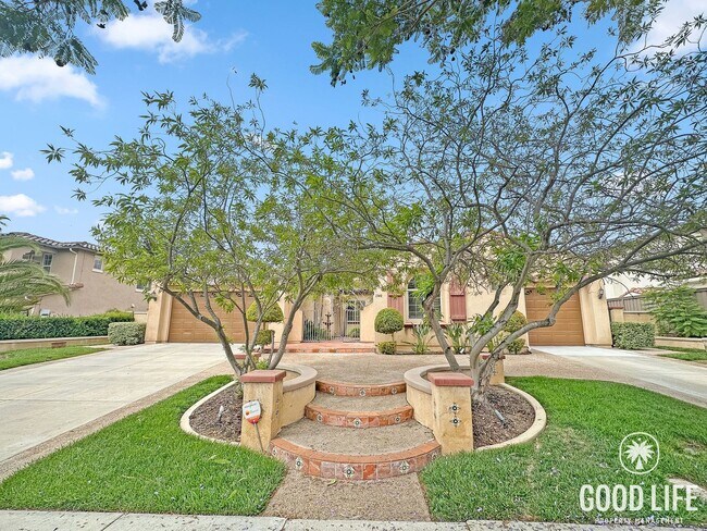 Building Photo - Elegant 3B/2.5BA Single-Story Home with Office and 3-Car Garage in Eastlake Vistas