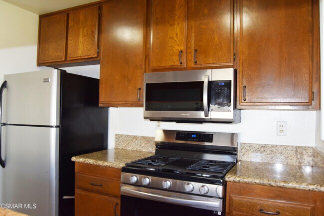Photo - 28725 Conejo View Dr