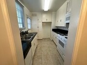 Photo - Dickens Court Apartments