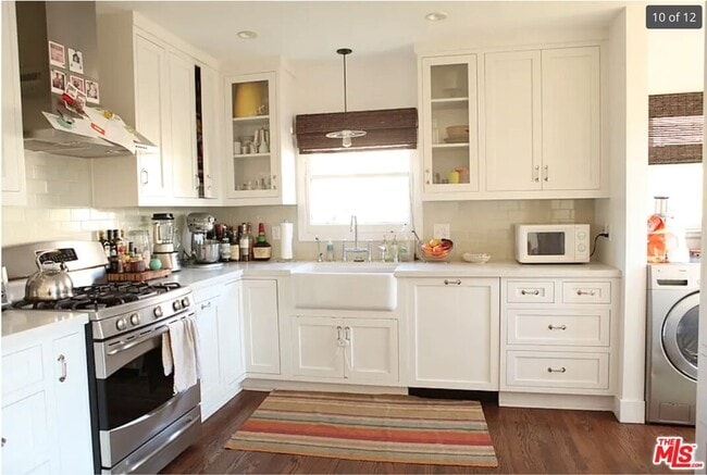 Photo - 3014 Sagamore Way