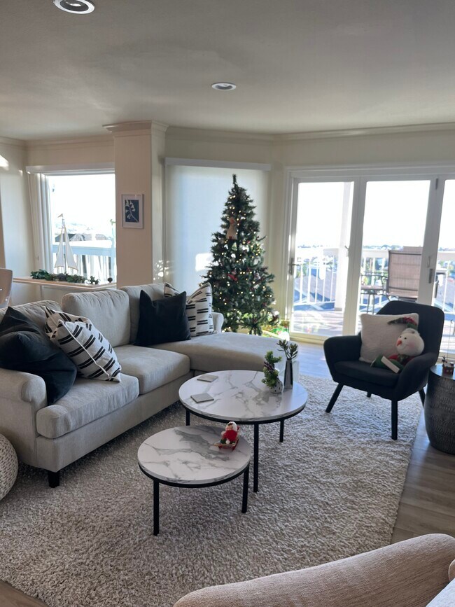 Living room - 24432 Alta Vista Dr