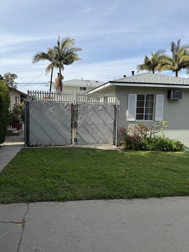 Photo - 2599 Wellesley Ave Unit 2599