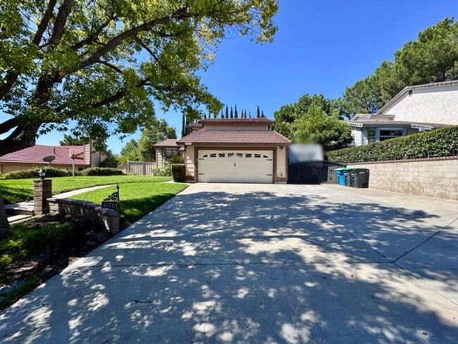 Building Photo - Spacious 4 Bedroom Home in Temecula’s Vine...