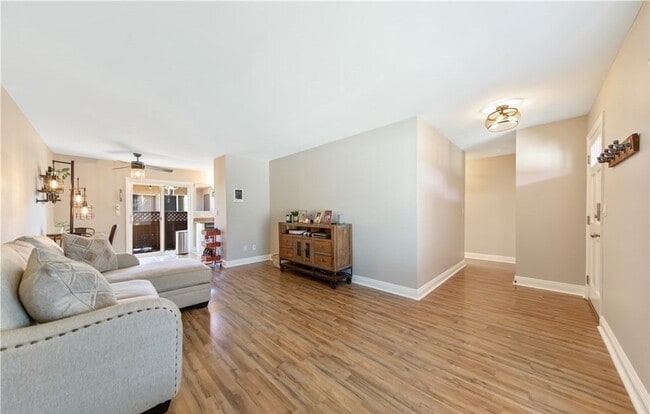 Photo - 3535 Madison Ave