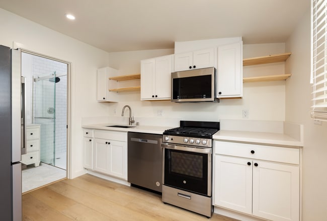 Photo - Studio - Downtown Santa Barbara Unit 510 Chapala St. Apt. #3