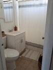 Full bath - 656 36th St
