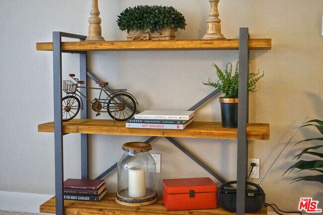 Photo - 151 E Holly St Condo Unit 2-205