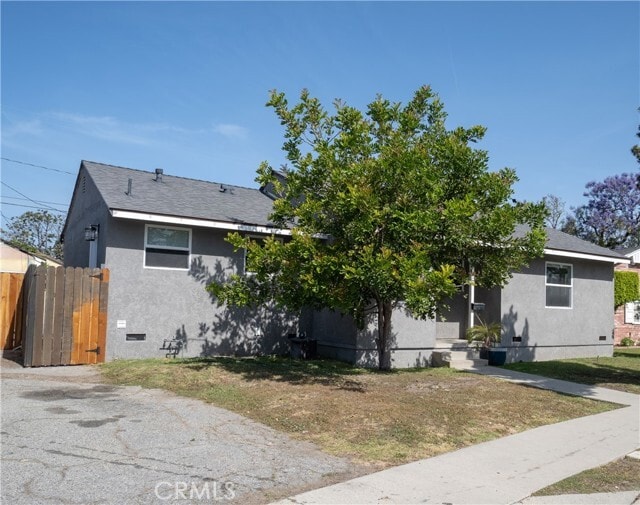 Photo - 11205 Woolford St