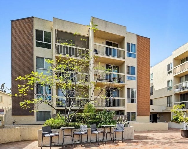 Photo - Beautiful 1 Bed /1 Bath with Hardwood Floors, Central AC, Stainless Steel Appliances, Balcony, Gy...