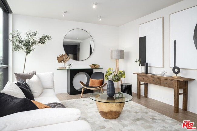 Photo - 3667 Keystone Av Unit 426