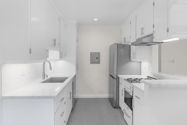 Photo - 1701 Washington Way Unit 02