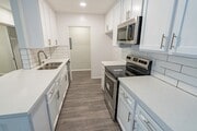 Photo - 1635 North Martel Avenue Apartments