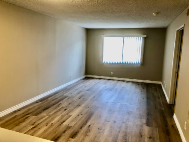 Photo - 5259 Cartwright Ave Unit 102