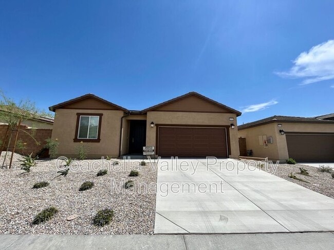 Building Photo - 11702 E Crescent St